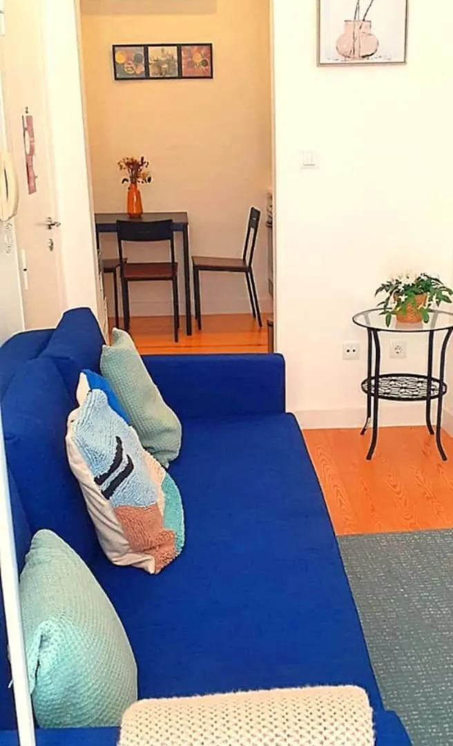 Lisbon Charming Santos Apartment W/ Patio Portugal